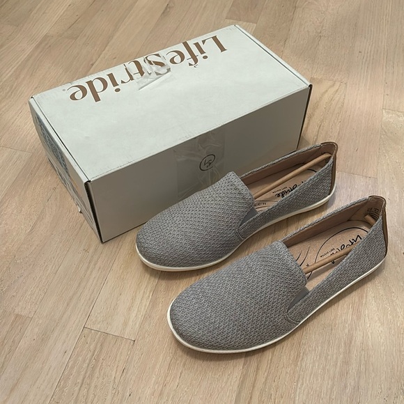 BZees Triumph Slip-On Para Mujer, Gris, 6